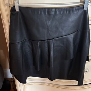 Asymmetrical peplum Black leather  Skirt